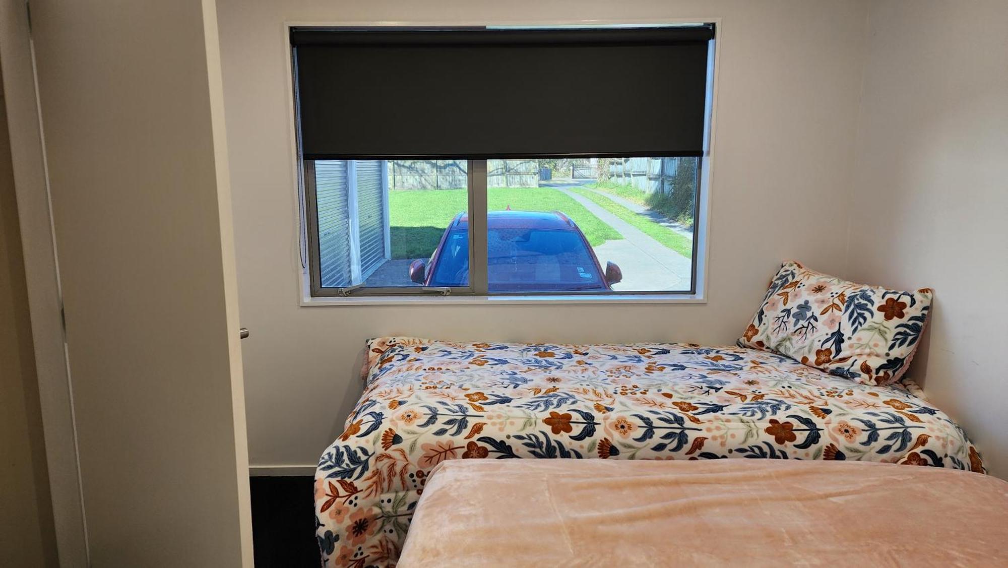Oaktree Entire Holiday Home, Sleeps 8 To12 Rotorua Exterior photo